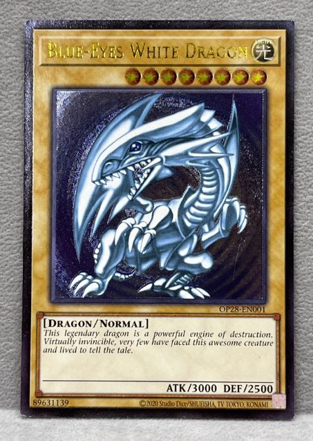 Blue-Eyes White Dragon(A)(青眼の白龍)(OP28-EN001)